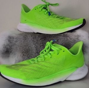 New Balance Fuelcell Prism